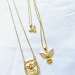 Colar Espirito Santo com Madrepérola